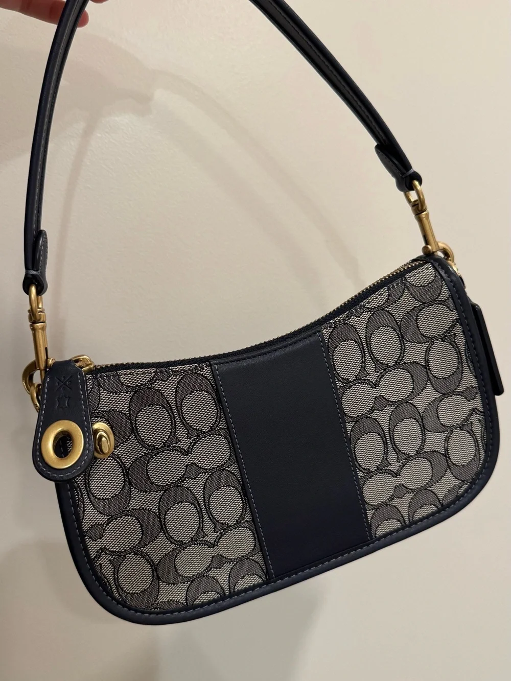 Coach Swinger 23 Navy Blue Limited Edition RARE!!!
